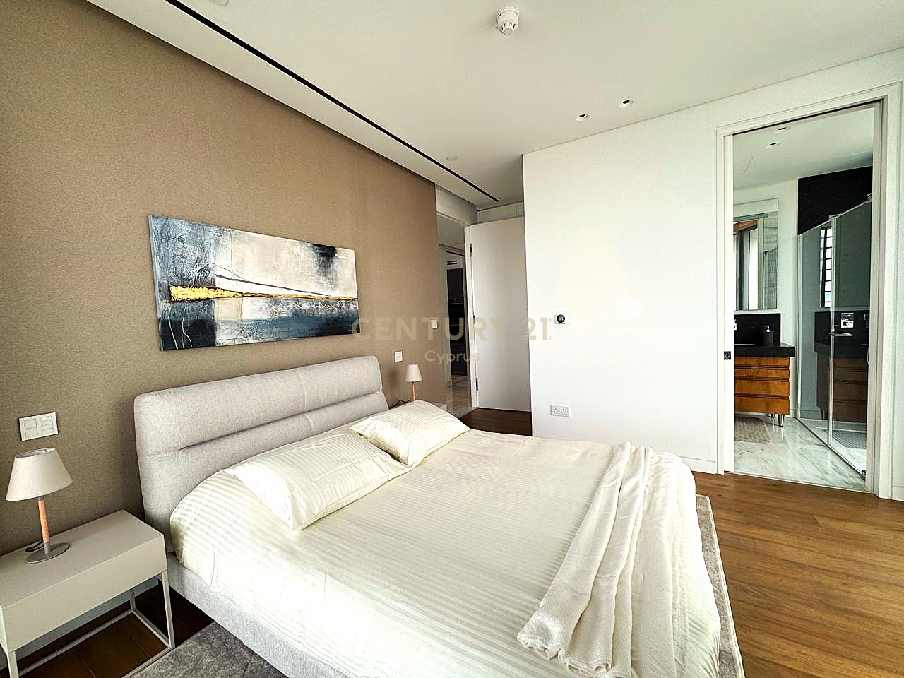 3 bedrooms Apartment in Limassol, Cyprus No. 55569