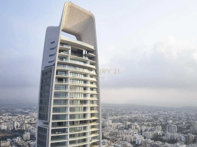 3 bedrooms Apartment in Limassol, Cyprus No. 55569