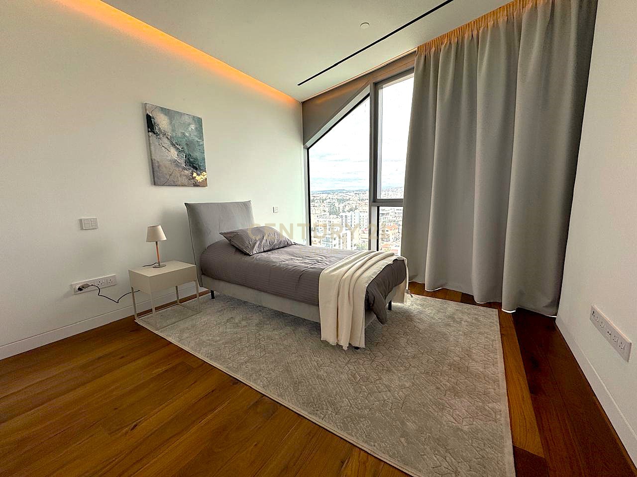 3 bedrooms Apartment in Limassol, Cyprus No. 55569