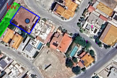 511m2 Land in Strovolos, Nicosia, No. 39727