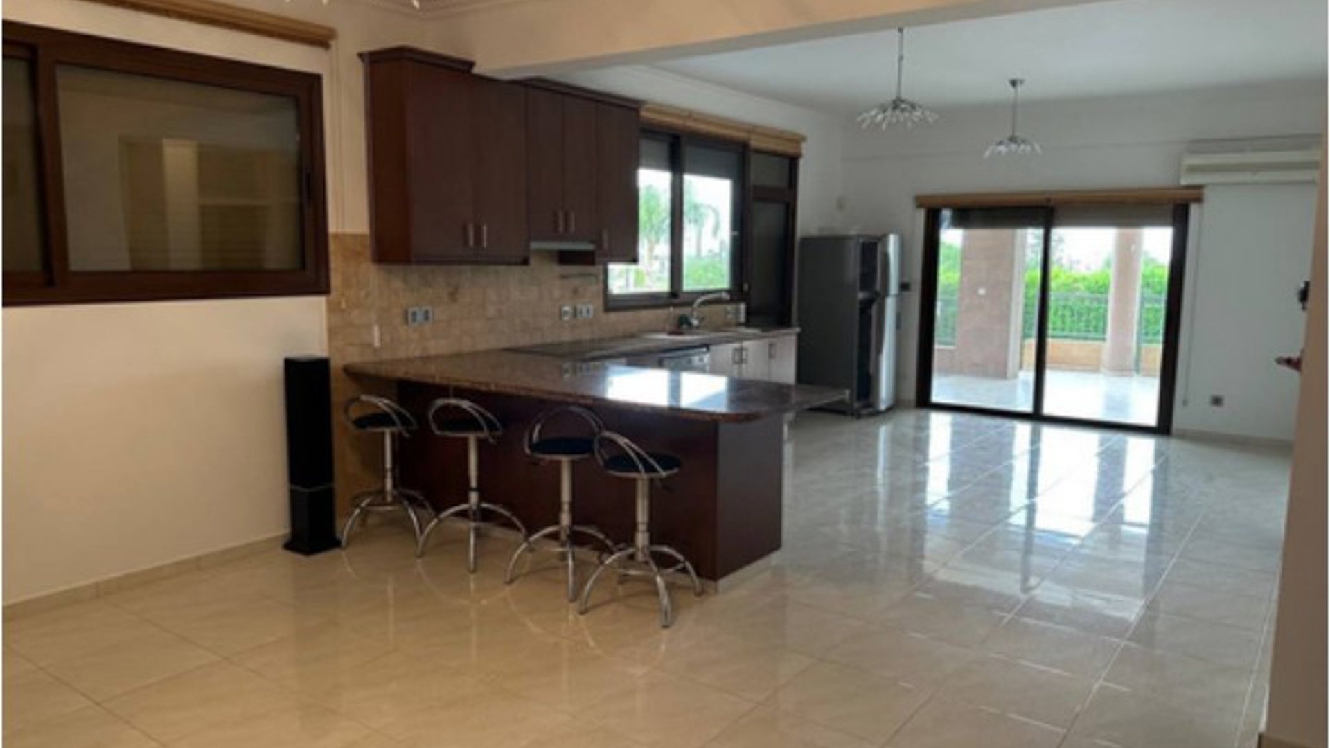5 bedrooms Villa in Limassol, Cyprus No. 26782