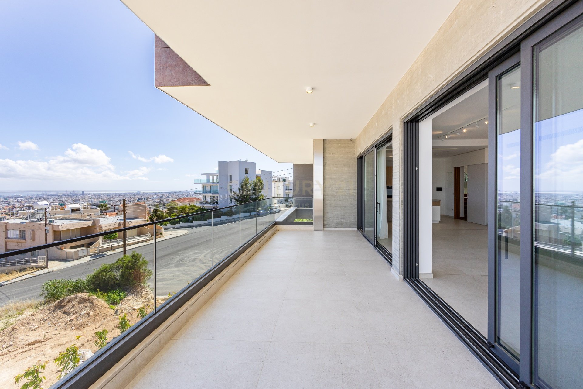 4 bedrooms Villa in Mesa Geitonia, Limassol, Cyprus No. 55828