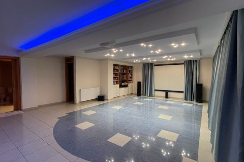 5 bedrooms Villa in Agios Tychonas, Limassol, Cyprus No. 26303
