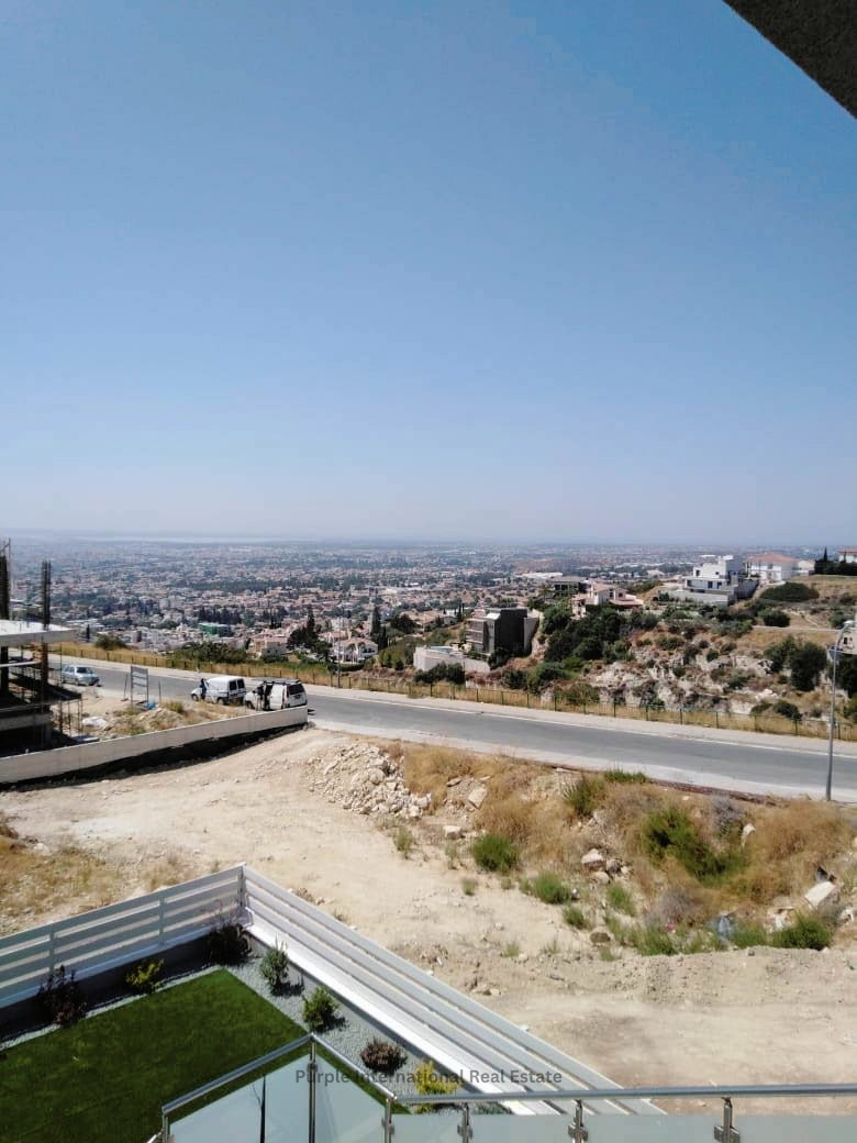 4 bedrooms Villa in Limassol, Cyprus No. 36316