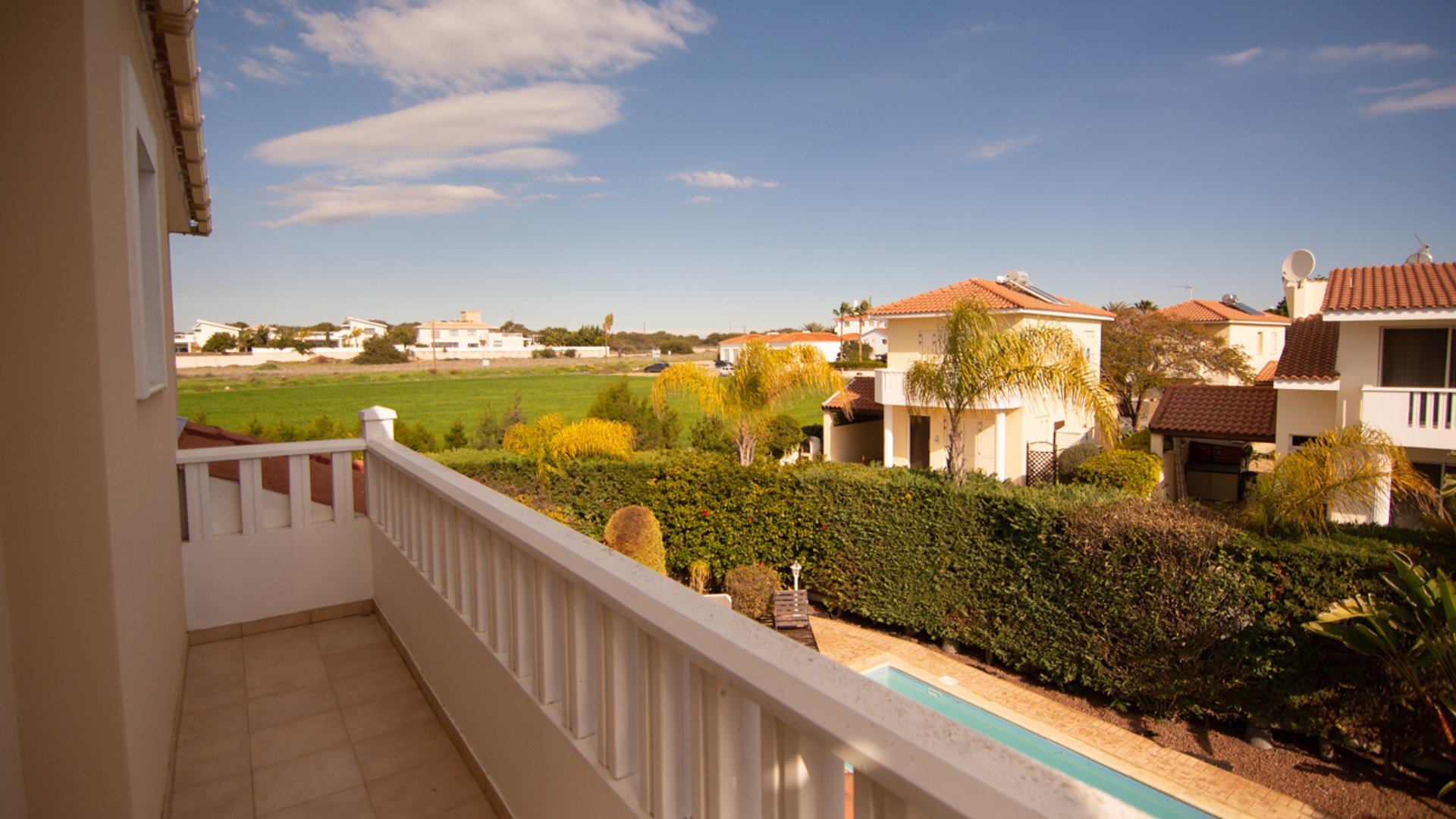 4 bedrooms Villa in Pervolia, Larnaka, Cyprus No. 28332