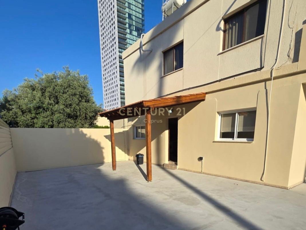 2 chambres Appartement à Mouttagiaka, Limassol, Chypre No. 58247