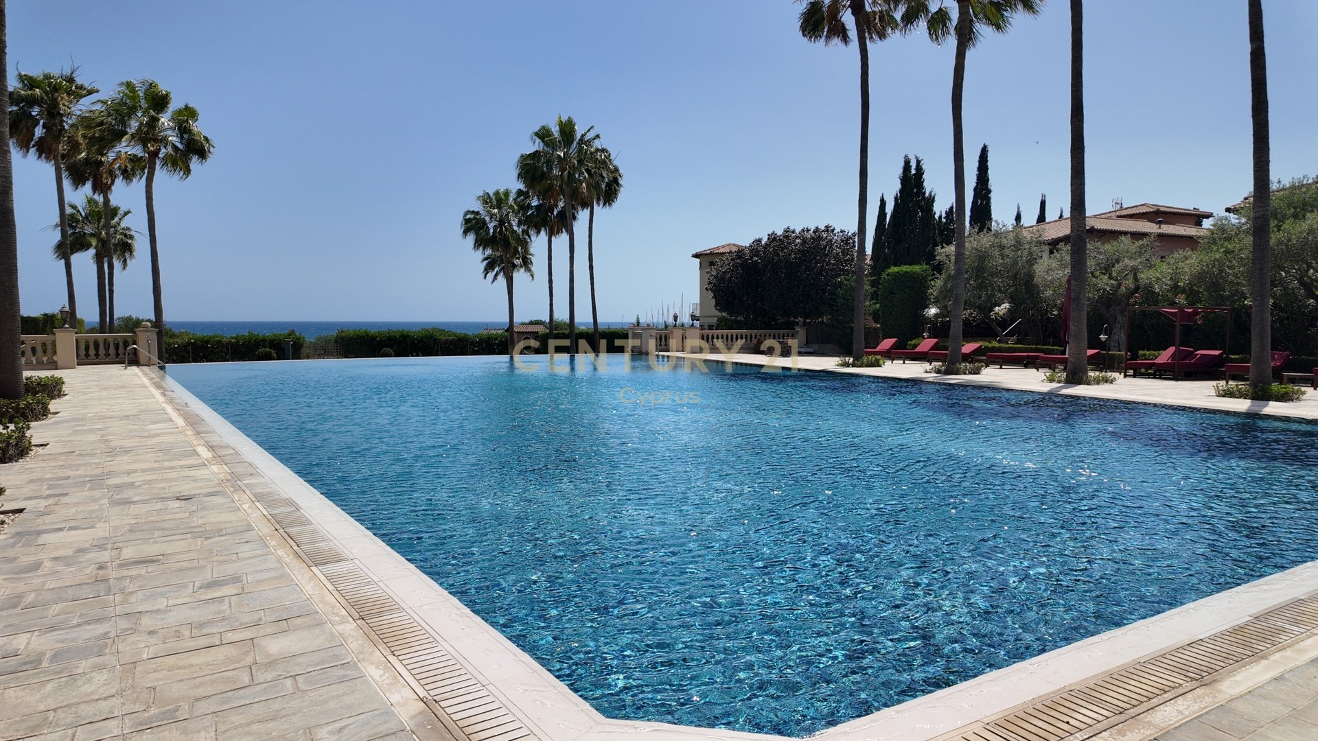 6 bedrooms Villa in Agios Tychonas, Limassol, Cyprus No. 53753