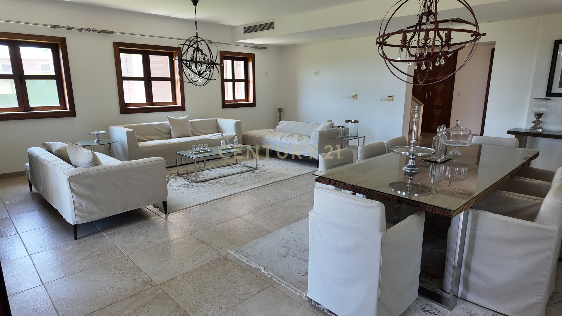 6 bedrooms Villa in Agios Tychonas, Limassol, Cyprus No. 53753