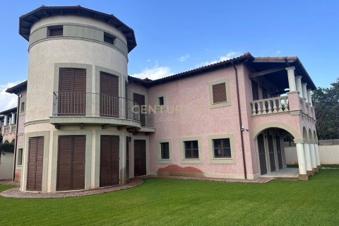 Вилла с 6 спальнями в Агиос Тихонас, Лимасол, № 53753 2