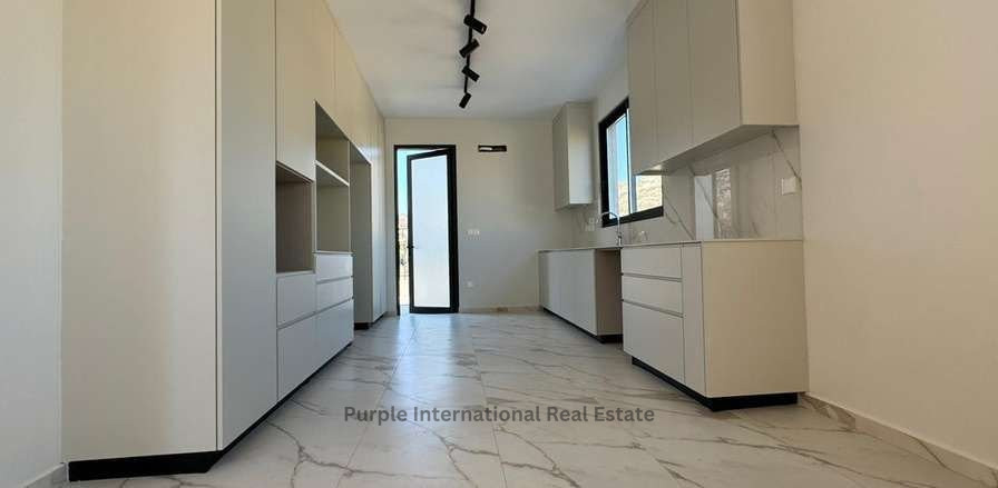 3 chambres Villa à Agios Tychonas, Limassol, Chypre No. 35955