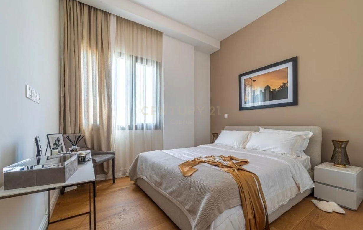3 bedrooms Apartment in Paphos, Cyprus No. 56318