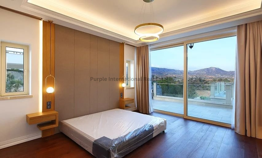 5 bedrooms Villa in Parekklisia, Limassol, Cyprus No. 37468