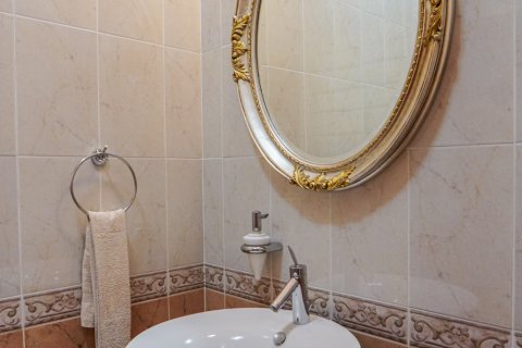 5 bedrooms Villa in Alethriko, Larnaka, No. 49242 14