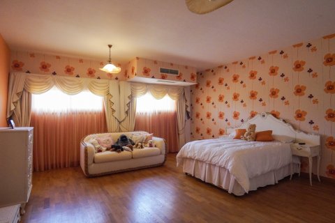 5 bedrooms Villa in Alethriko, Larnaka, No. 49242 18