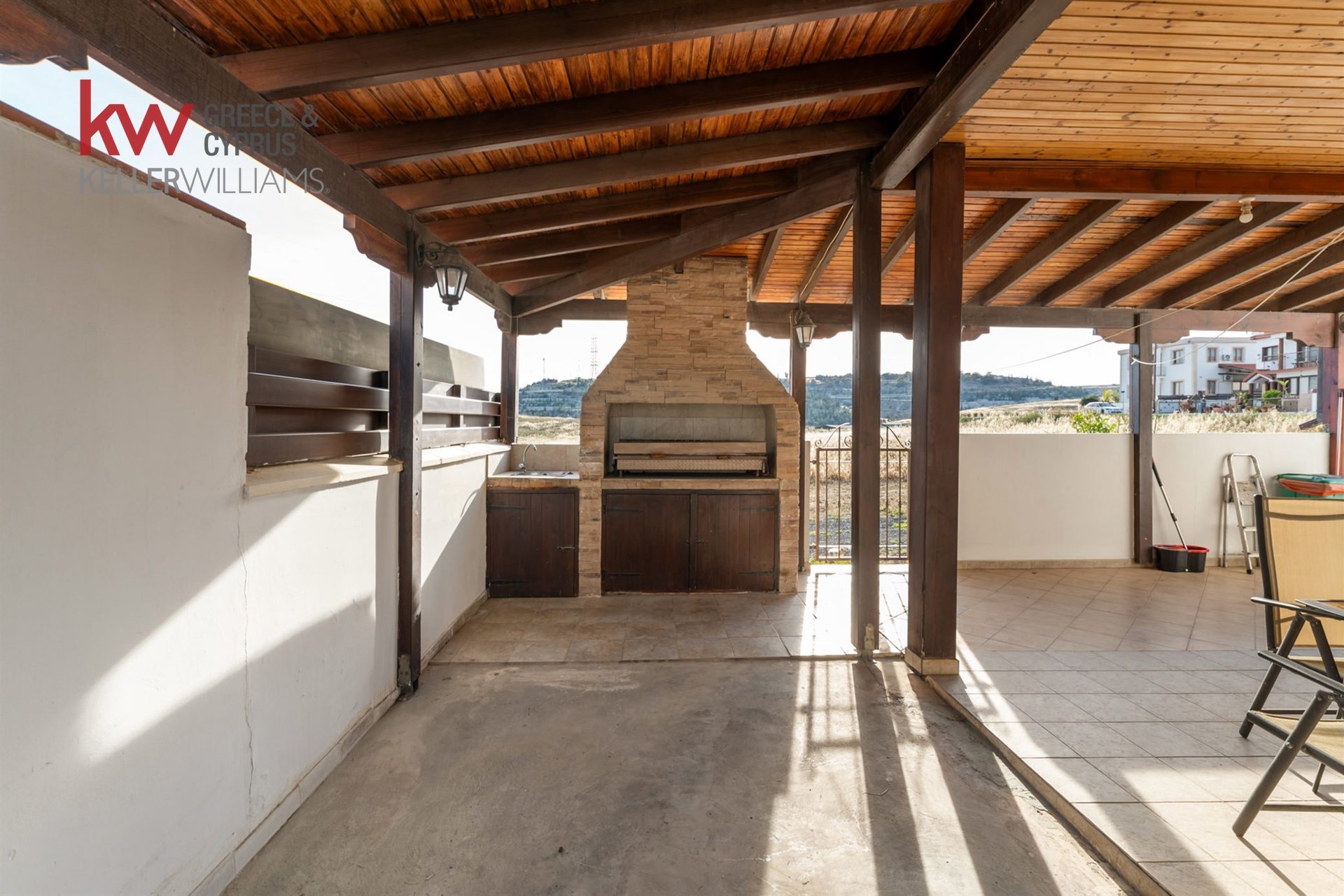 3 bedrooms Bungalow in Pyla, Larnaka, Cyprus No. 52287