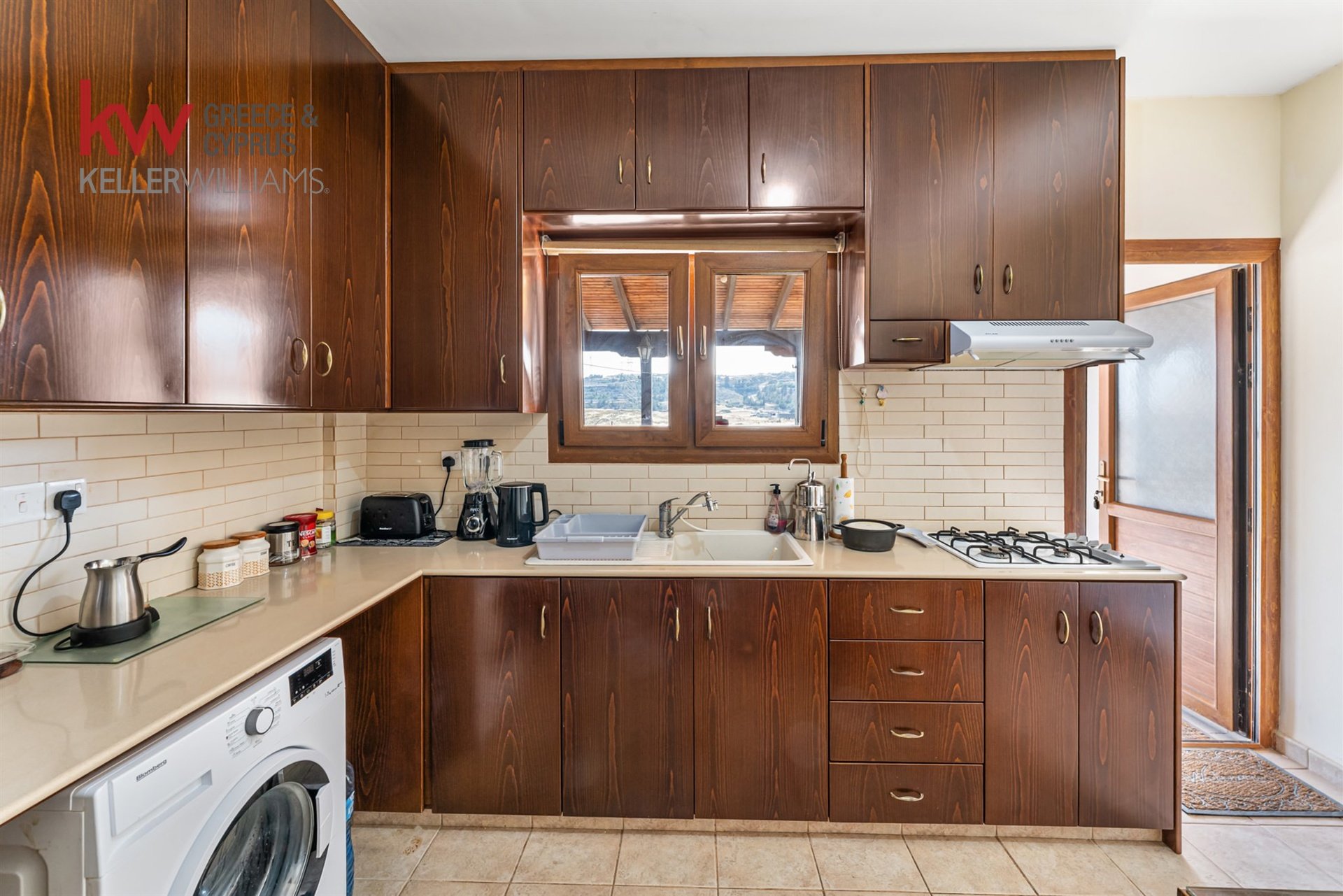 3 bedrooms Bungalow in Pyla, Larnaka, Cyprus No. 52287