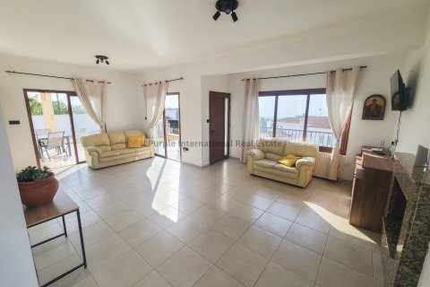 4 bedrooms Villa in Tsada, Paphos,  No. 39373 2