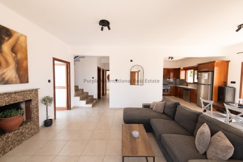 4 bedrooms Villa in Tsada, Paphos,  No. 39373 21