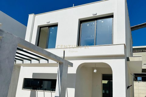 3 bedrooms Villa in Agios Athanasios, Limassol,  No. 34228 7