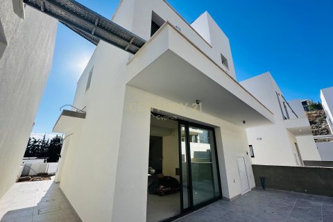 3 bedrooms Villa in Agios Athanasios, Limassol,  No. 34228 5