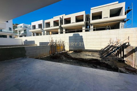 3 bedrooms Villa in Agios Athanasios, Limassol,  No. 34228 10