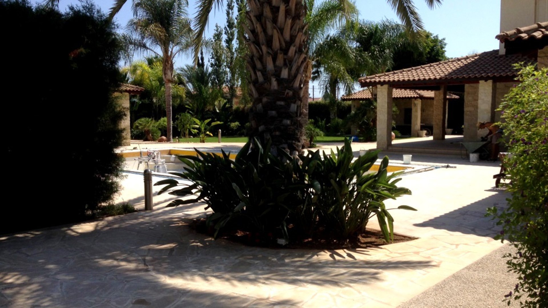 4 bedrooms Villa in Limassol, Cyprus No. 25597