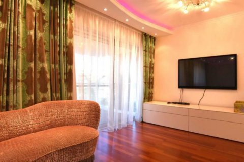 4 bedrooms Apartment in Limassol,  No. 38420 7