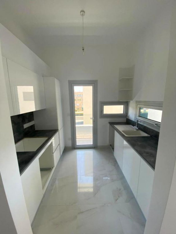 2 bedrooms Apartment in Limassol, Cyprus No. 38595