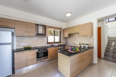 4 bedrooms Villa in Coral Bay, Pegeia, Paphos, No. 41038 13