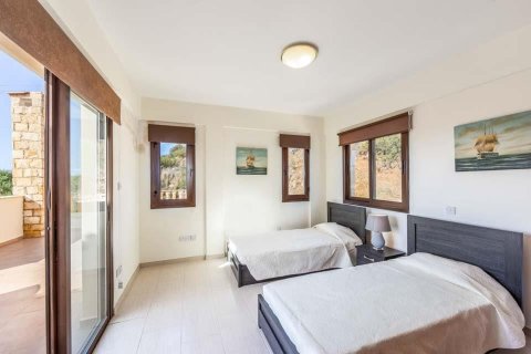 4 bedrooms Villa in Coral Bay, Pegeia, Paphos, No. 41038 15