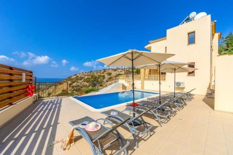 3 bedrooms Villa in Coral Bay, Pegeia, Paphos, No. 41039 2