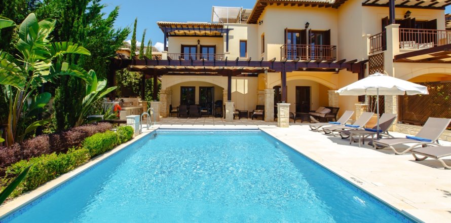 Вилла с 3 спальнями в Куклия, Пафос, № 46419