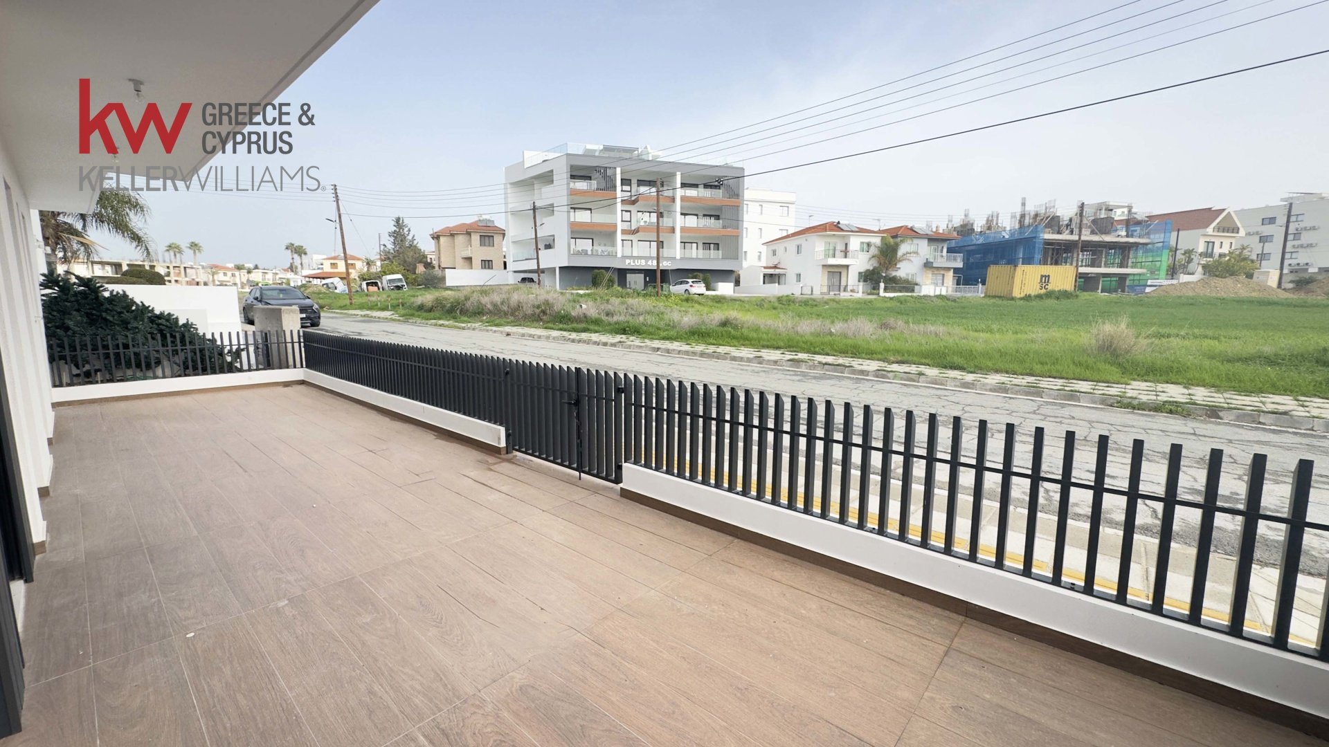 3 dormitorios Apartamento en Larnaka, Chipre No. 39684