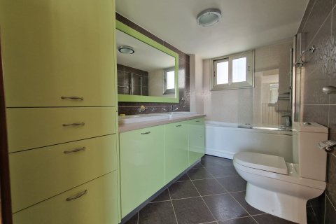 Вилла с 6 спальнями в Лимассол, Лимасол,  № 44292 4