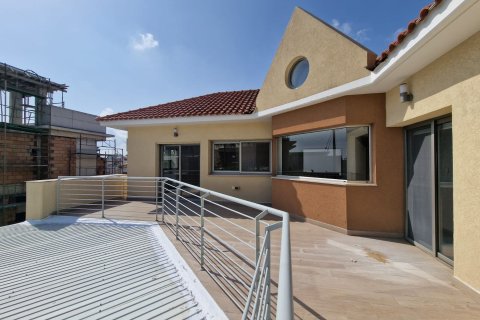 Вилла с 6 спальнями в Лимассол, Лимасол,  № 44292 2