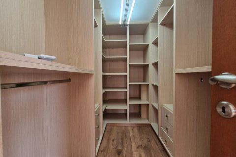 Вилла с 6 спальнями в Лимассол, Лимасол,  № 44292 7