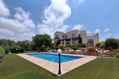 3 bedrooms Villa in Paphos,  No. 57259 14