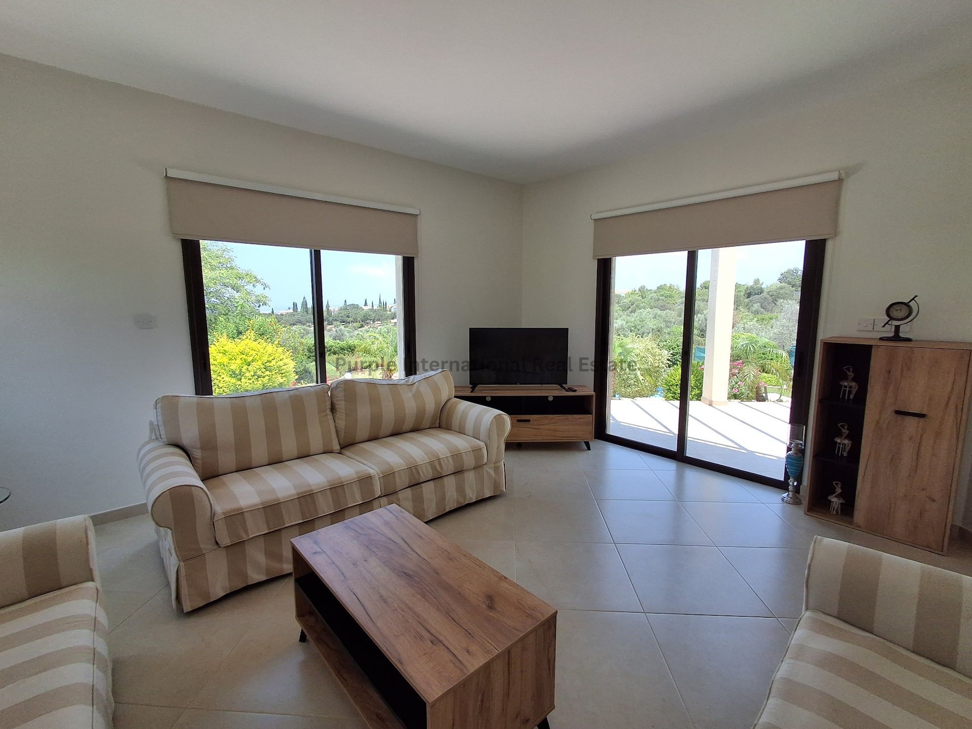 3 dormitorios Villa en Paphos, Chipre No. 57259