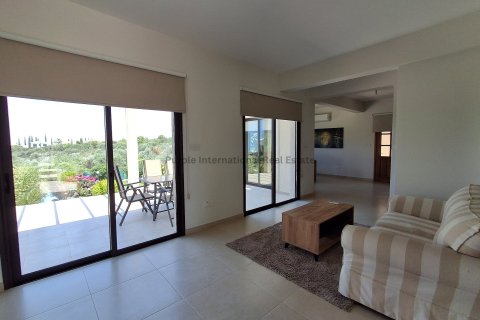 3 bedrooms Villa in Paphos,  No. 57259 7