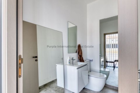 6 bedrooms Villa in Aradippou, Larnaka,  No. 51940 9