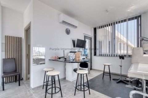 6 bedrooms Villa in Aradippou, Larnaka,  No. 51940 8