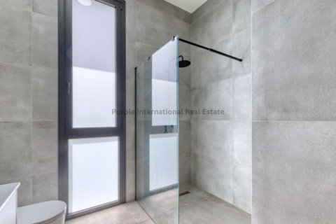 6 bedrooms Villa in Aradippou, Larnaka,  No. 51940 13
