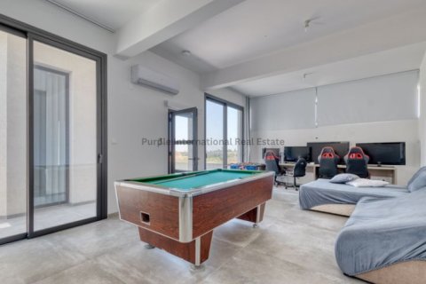 6 bedrooms Villa in Aradippou, Larnaka,  No. 51940 10