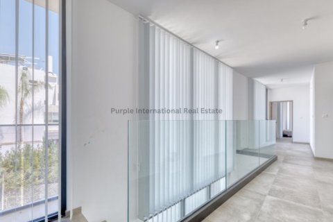 6 bedrooms Villa in Aradippou, Larnaka,  No. 51940 27