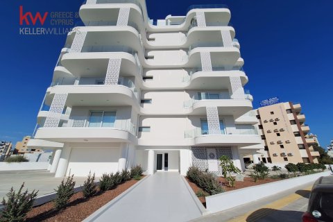 2 bedrooms Apartment in Larnaca, Larnaka,  No. 39714 2