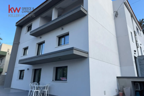 4 bedrooms Apartment in Strovolos, Nicosia,  No. 39712