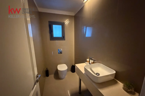 4 bedrooms Apartment in Strovolos, Nicosia,  No. 39712 13