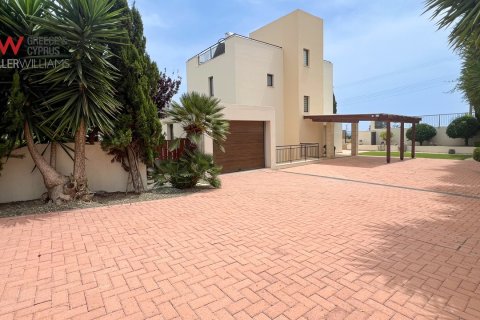 4 bedrooms Townhouse in Agios Theodoros, Larnaka,  No. 39710 5