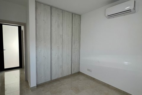 2 bedrooms Apartment in Larnaca, Larnaka,  No. 56355 20