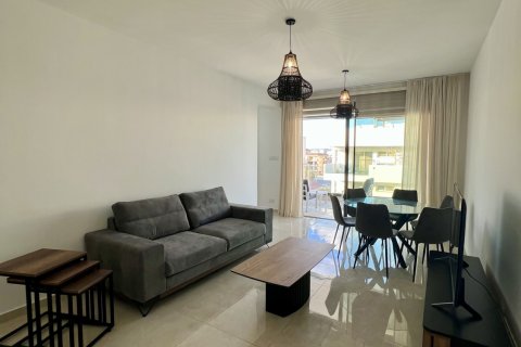 2 bedrooms Apartment in Larnaca, Larnaka,  No. 56355 3